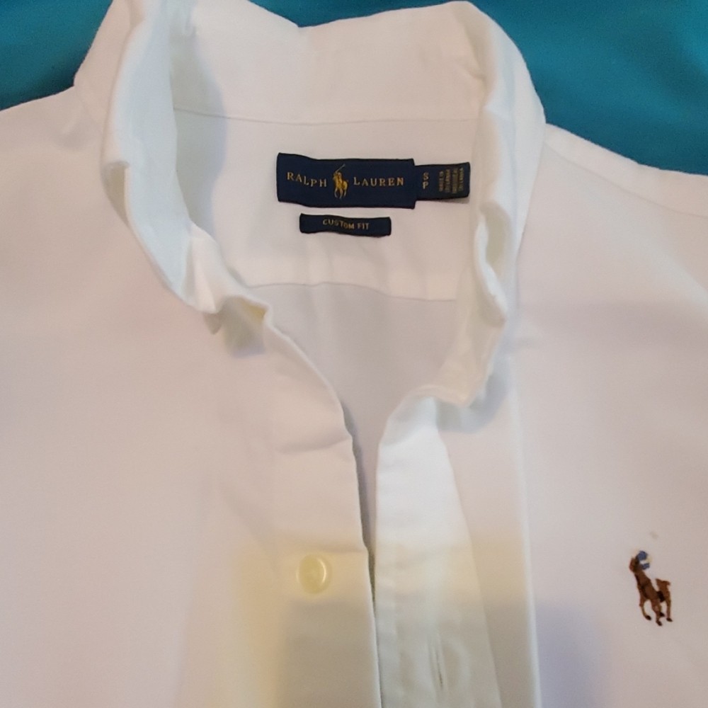 Button down - Picture 2 of 2